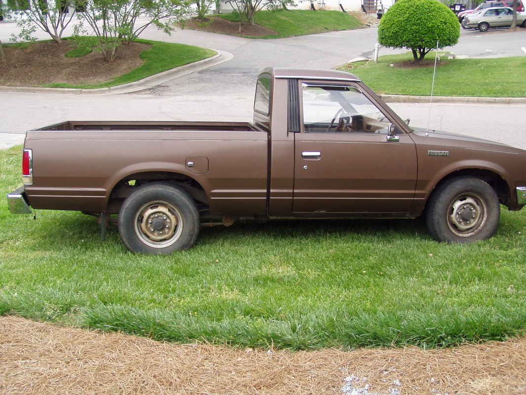 1986 Nissan pickup truck bed #4